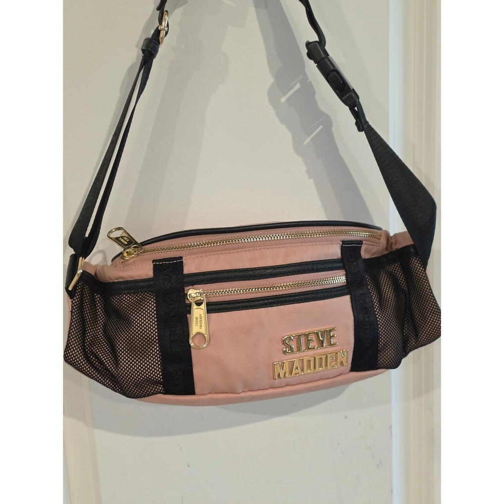 Steve Madden Blush Pink Nylon Belt Bag Crossbody Fanny Pack Gold Hardware